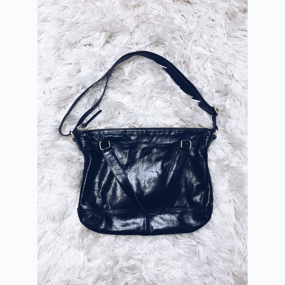 HOBO Black Leather Purse handbag shoulder strap zip top - Picture 2 of 9